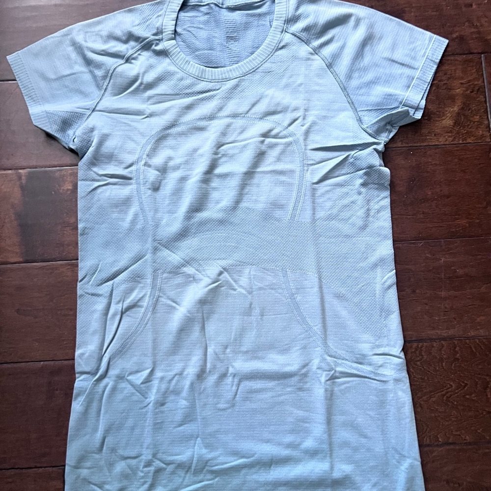 Lululemon top
